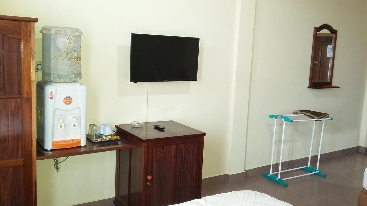 Hotel Ar - Riyadh Kualatungkal Εξωτερικό φωτογραφία