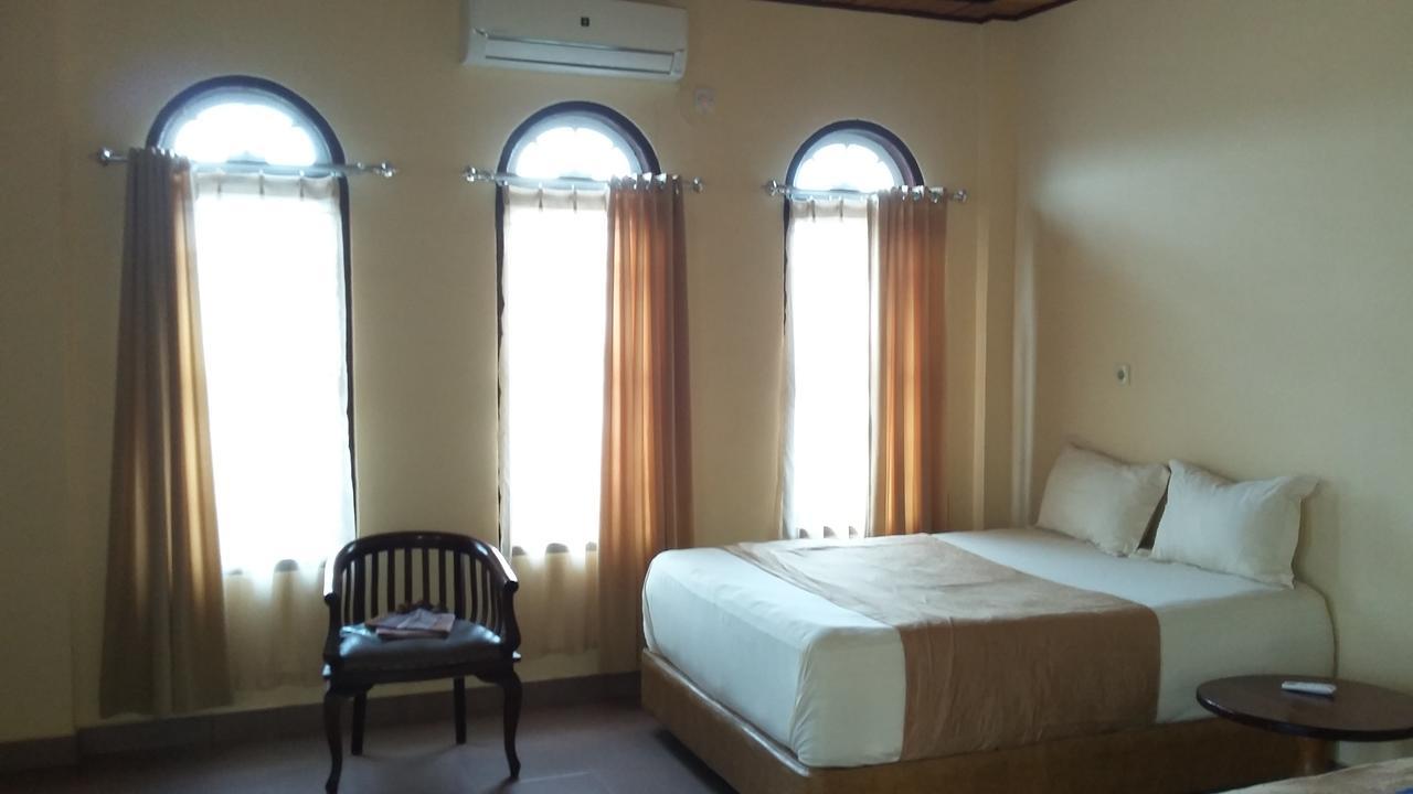 Hotel Ar - Riyadh Kualatungkal Εξωτερικό φωτογραφία
